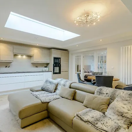 Friar's Corner Nyaraló